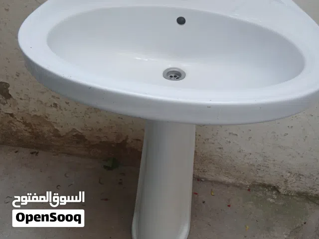 مغسلة عامود مستعمله بحالة ممتازة حوض كبير