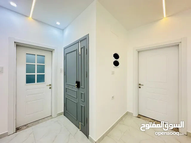 شقة تشطيب ممتاز للبيع السراج كوبري الثلاجات بداية شارع اسطنبول
