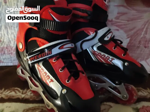 اسكيت بسعر 700ج فقط مقاس 42س