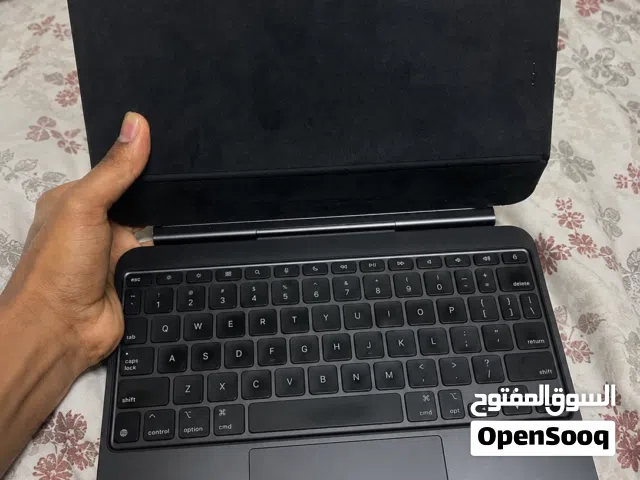 IPad Pro 11 inch Magic Keyboard for M4/M5- very good price