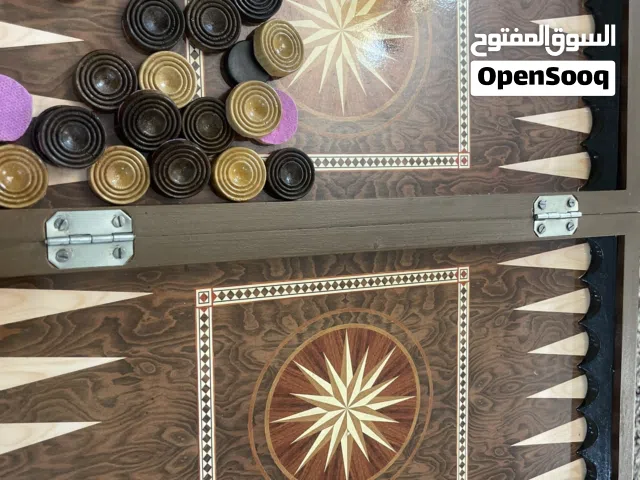 طاولة نرد فاخرة
