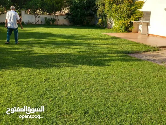 فيلا للبيع تجاريه سكنيه طريق المشتل