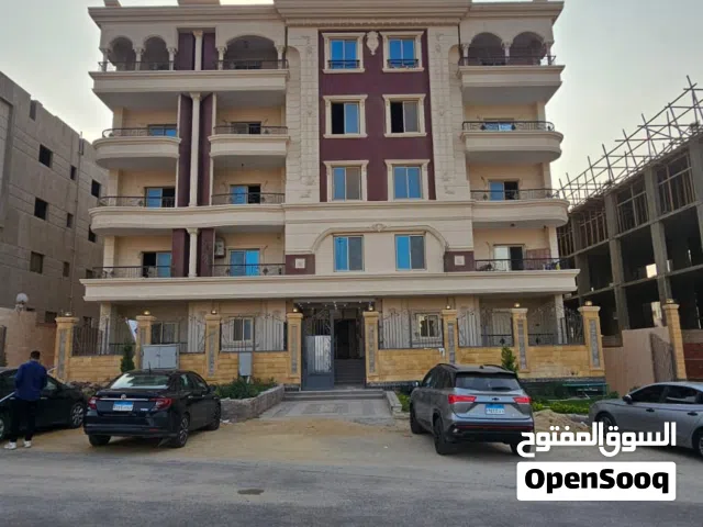 شقه سكنيه في التجمع باللوتس الشماليه