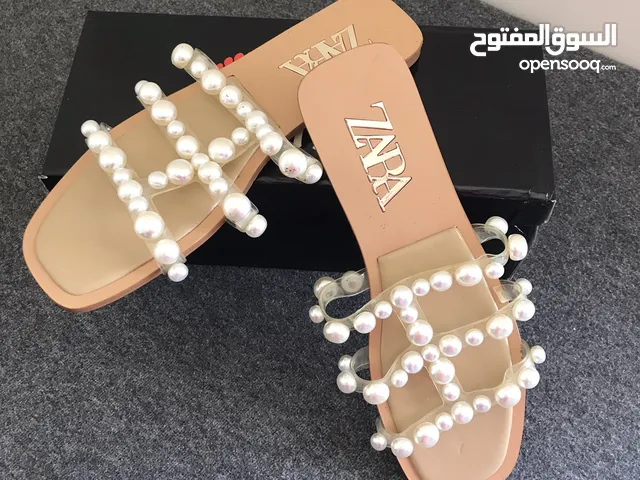 Other With Heels in Amman