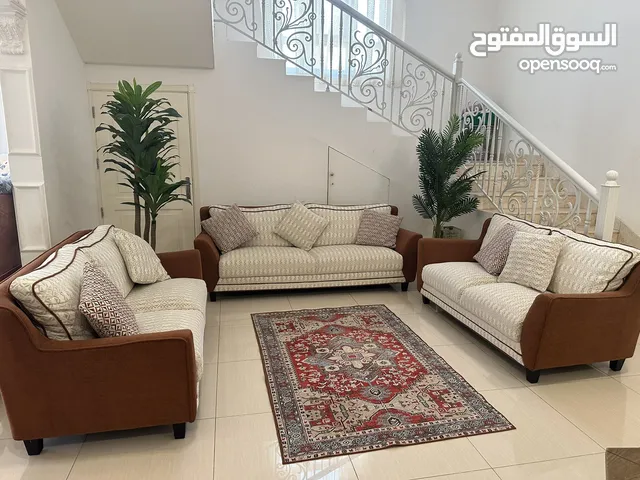 طقم جلوس 7 اشخاص