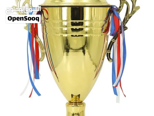 كأس ذهبي إرتفاع 0.85 متر