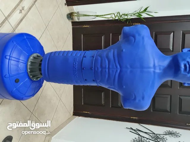 Full Body Punching Man Boxing Stand