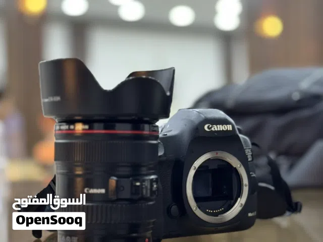 كاميرا كانون فايف دي مارك ثري 5D نضيفه للبيع مع عدسة ( بيع مستعجل )