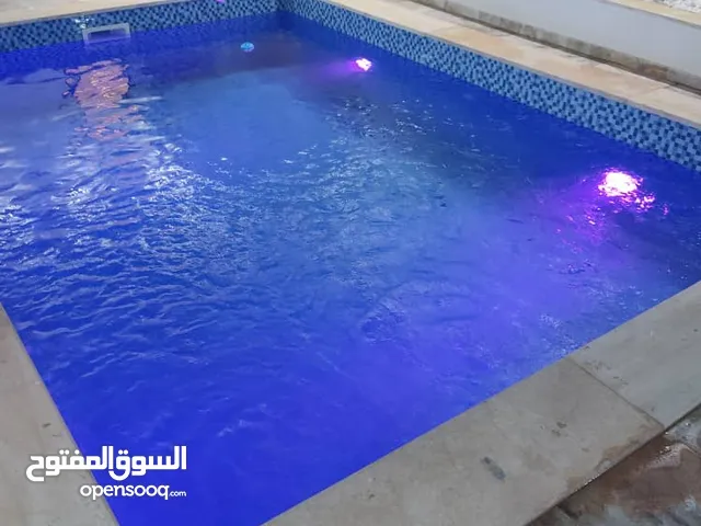 2 Bedrooms Chalet for Rent in Tripoli Ain Zara