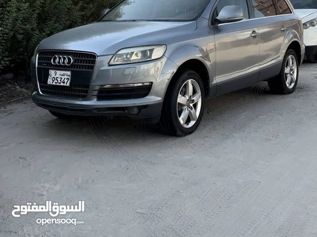 للبيع اودي مديل 2018 Q7 نظيف جدا مكينه غير شاصي مافيهم شي تحتاج فقط سفايف السعر650