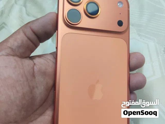 Iphone 17 pro max 256 Gb warranty available full box