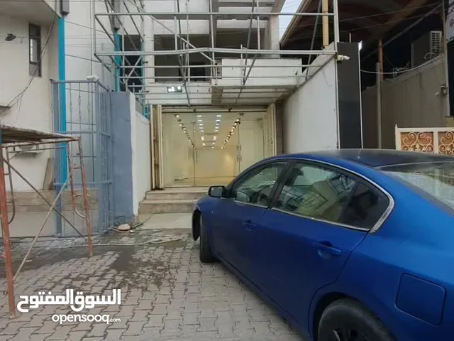 Unfurnished Shops in Baghdad Al Adel