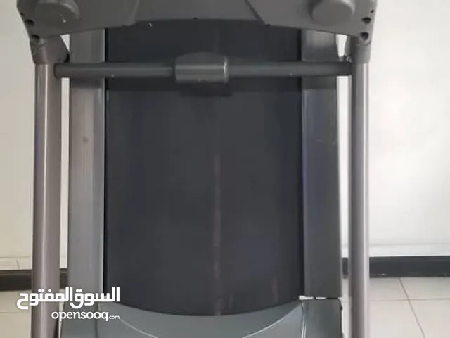 تعبت من الركض بالشوارع؟ الحل عندنا! نزل وزنك، شد جسمك، وعيش لياقتك وإنت مرتاح في بيتك.