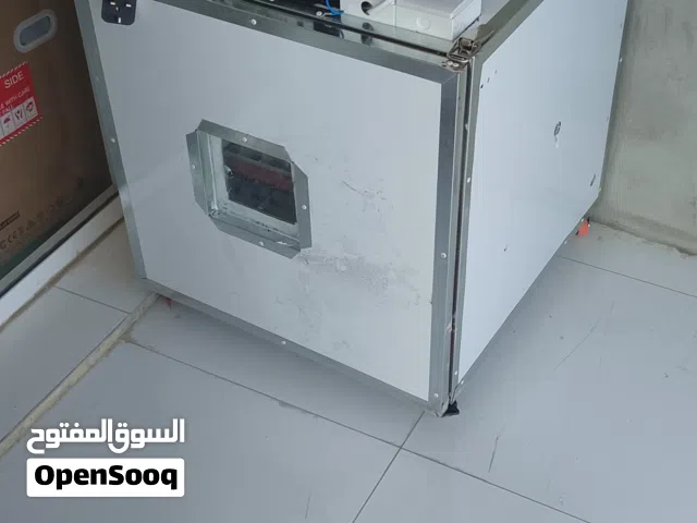 مكينة فقس حجم 176 بيضة حديثة الصنع وأصغر 88بيضة