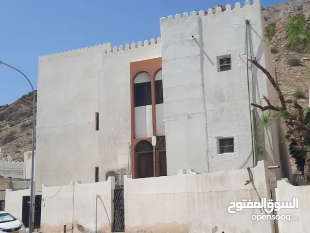 355 m2 More than 6 bedrooms Townhouse for Sale in Muscat Ruwi