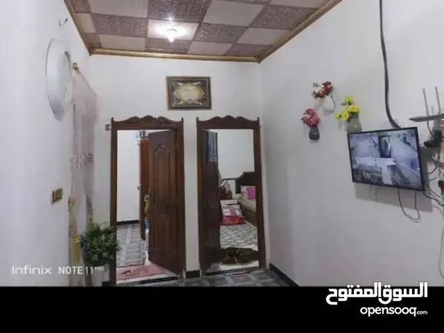 300 m2 4 Bedrooms Townhouse for Sale in Basra Abu Al-Khaseeb