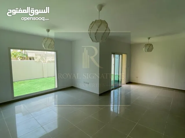 300 m2 4 Bedrooms Villa for Rent in Abu Dhabi Al Reef