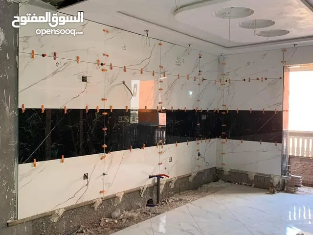 خلفه سيراميك بورسلين مرمر مصري شغل مرتب ودقيق وتسلم مهندس نعمل في جميع محافظات العراق كادر لبخ صبغ