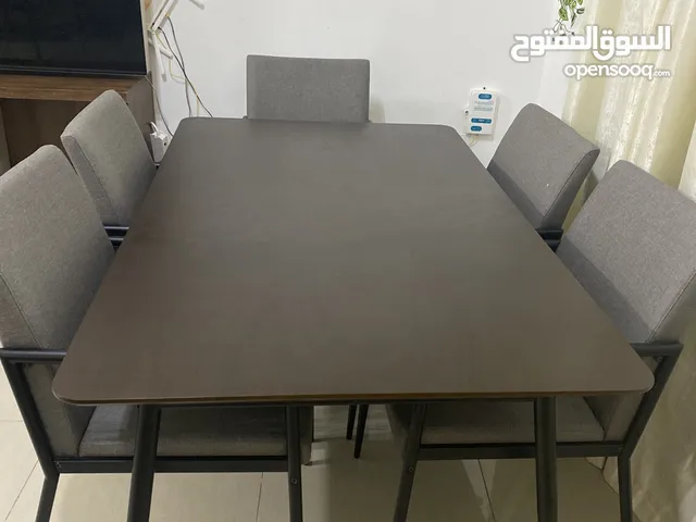 Dining Table with 6 chairs