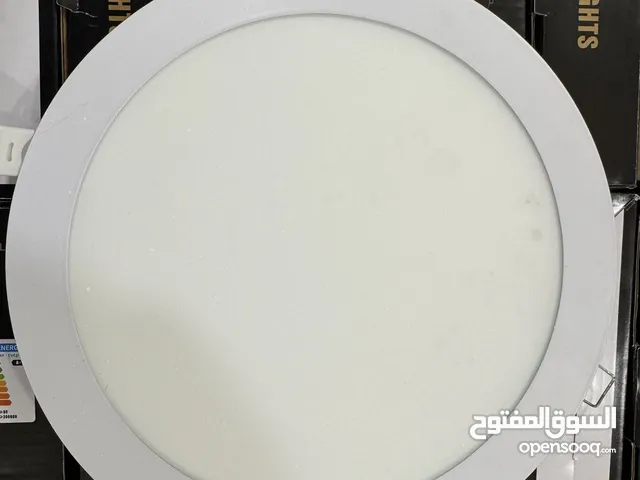 اضاءة مقاس 6 انچ عدد 41 حبة لون ابيض بحالة ممتازة