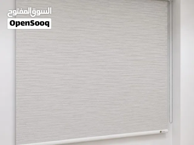 ستائر رول وزيبرا عازلة لأشعة الشمس والحرارة، بتصاميم عصرية وأنيقة Roller and Zebra Blinds provide ex
