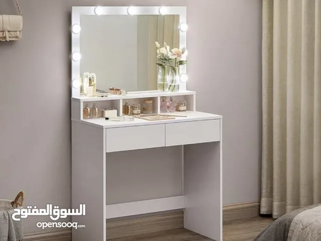 Princess Blush 2-Drawer Vanity Dresser  (تسريحه (with Mirror and Lights