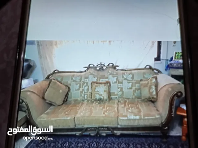 المنزل والحديقه
