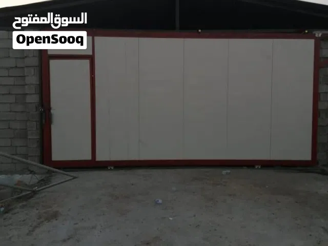 يجار مخزن قياس كبير