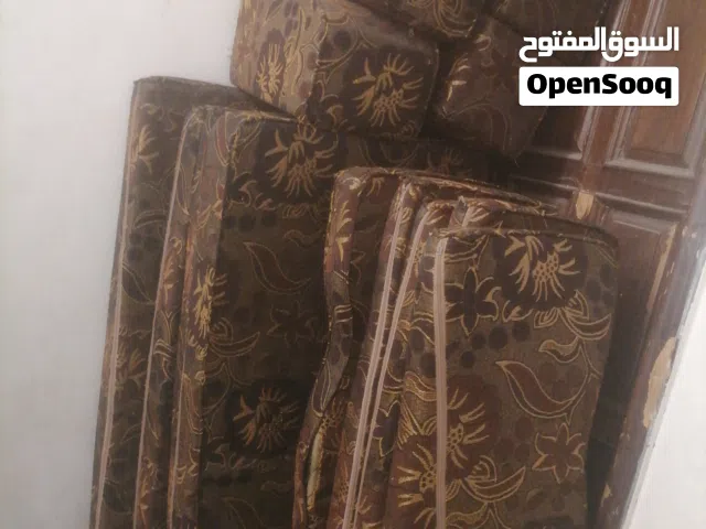 4 فرشات ضغط مع 6 مساند و5 مخدات راكيات