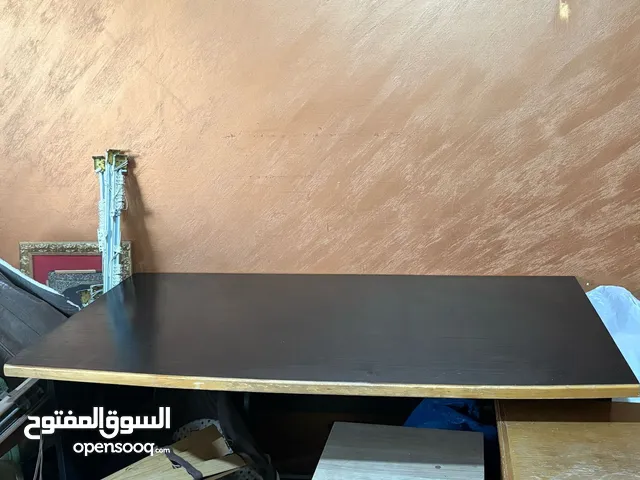 مكتب للبيع بحاله جيده جدا للبيع