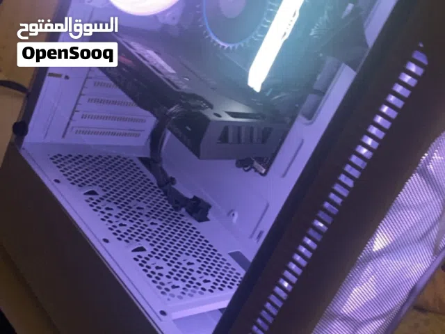 شاشه و PC قيننق Gaming