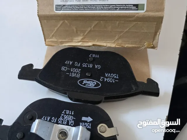 بريكات أمامي ومفتاح فورد فوكس