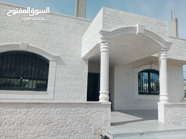 220 m2 5 Bedrooms Townhouse for Sale in Amman Baqa'a Camp