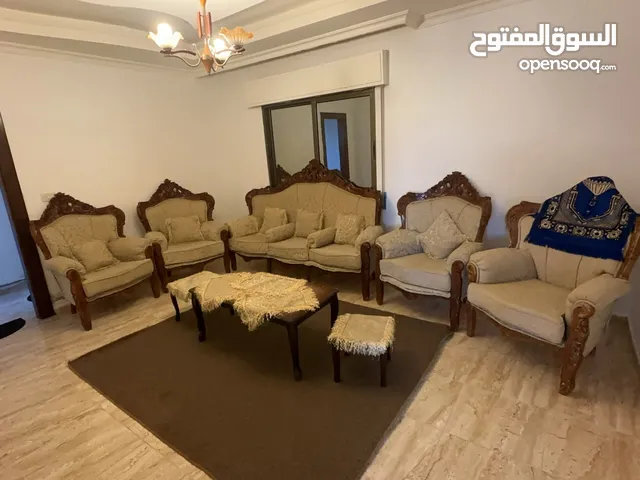 اثاث شقه كامل للبيع بسعر مغري