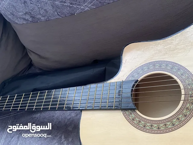 جيتار حجم كبير مستعمل بحالة الجديد