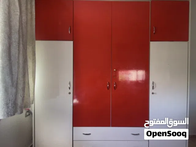 خزانة تفصيل، خشب لاتيه ، فورمايكا ايطالية حجم كبير ، راقيه وانيقه 4 ظـُـرف ...