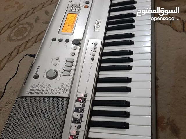 اورق ياماها A 300 شرقي وغربي