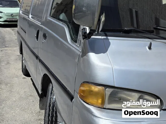 2003 هيونداي H 100