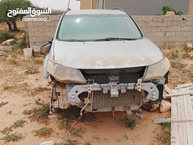 ميتسوبيشي أوتلاندر موديل 2008 رابش بالطرف