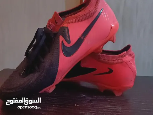 اهلا وسهلا تشرفوني