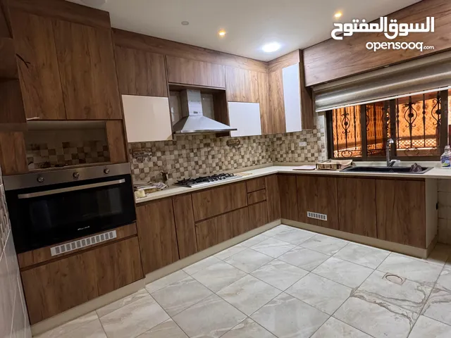 160 m2 3 Bedrooms Apartments for Sale in Amman Tabarboor