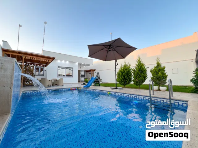 2 Bedrooms Chalet for Rent in Tripoli Al-Baesh