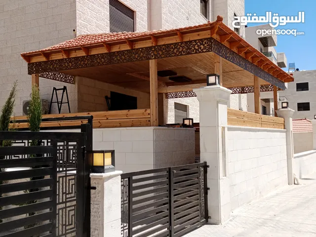 الاسطورة لكافة أعمال القرميد والحدادة وديكور والابرقولات وكرميد