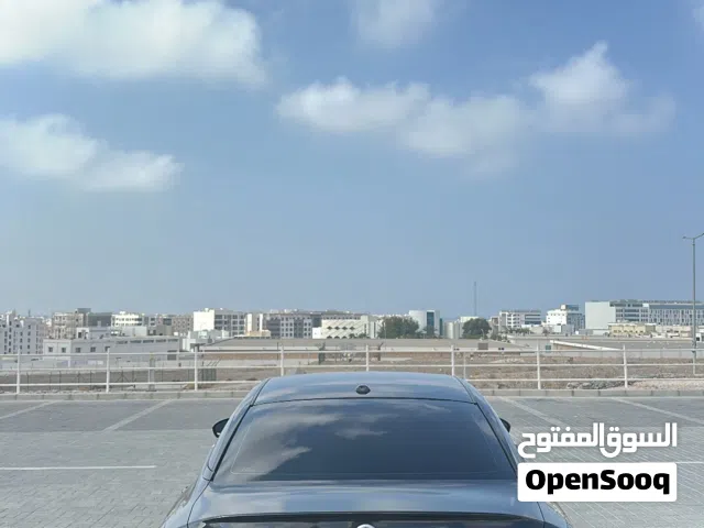 2020 نيسان التيما SR
