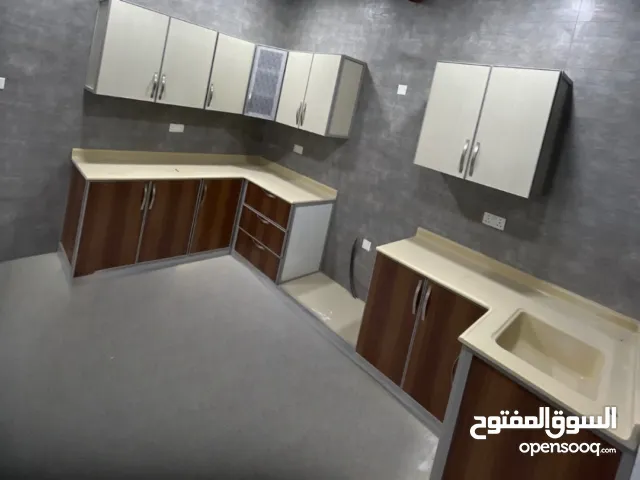 Brand NEW - 5 meters Kitchen cabinets and shelves