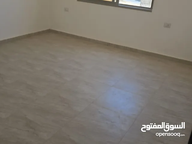 شقه للبيع حنينا طابق ثاني بسعر حرق