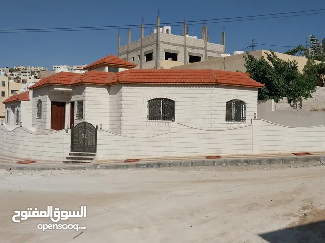 171 m2 4 Bedrooms Townhouse for Sale in Zarqa Dahiet Al Amera Haya