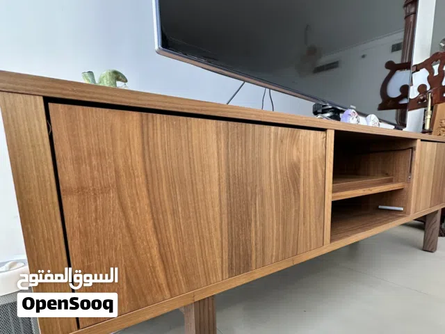 Modern Wooden TV Unit / Media Console