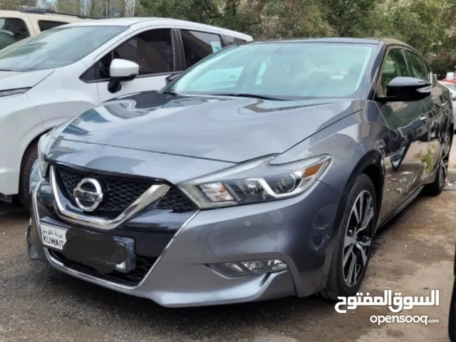 Nissan maxima. 2018