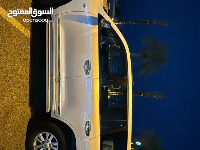 Used Toyota Land Cruiser in Al Ahmadi